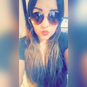 Meet your Posher, Ivette